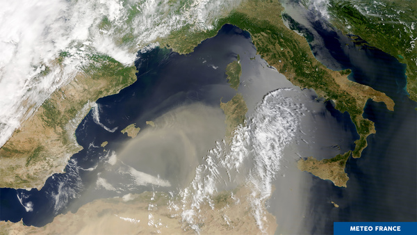 Chaleur et poussières désertiques en Méditerranée
